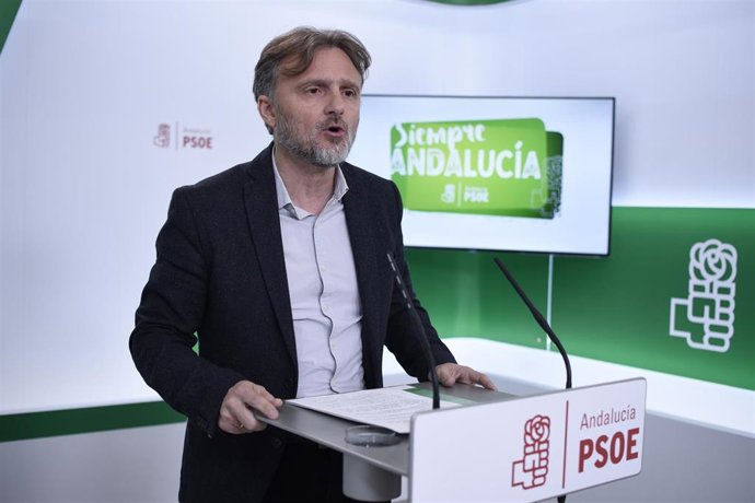 PSOE-A denuncia que PP-A pretende hacer desde la Junta un "CIS andaluz a su medi