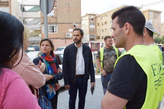 Málaga.- PSOE critica la "clamorosa falta de seguimiento" de las obras municipal