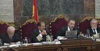 Un guàrdia civil relata l'intent de sostreure un detingut copejant el vehicle policial en un escorcoll