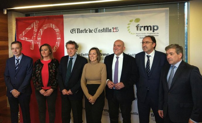 28A.- De Santiago-Juárez Defiende La Presencia De Alcaldes En El Senado Para "Pe