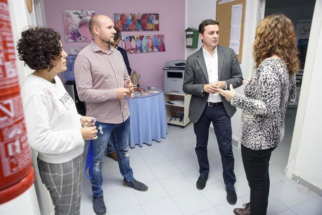 SaboresAlmería.- El presidente de Diputación se interesa por las iniciativas de 