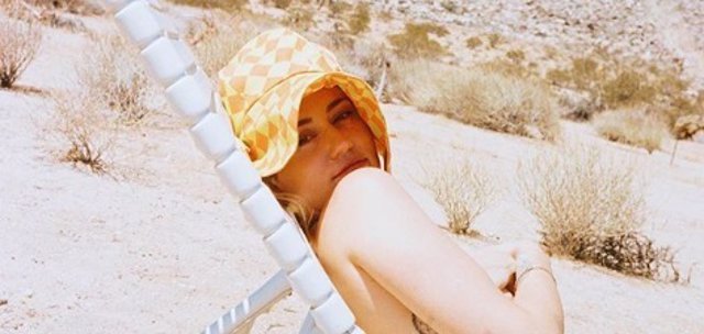 El desnudo de Miley Cyrus en Instagram para recibir a la temporada festivalera