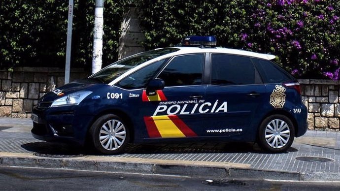 La Policía Nacional alerta de un hurto en Pamplona mediante el método del abrazo