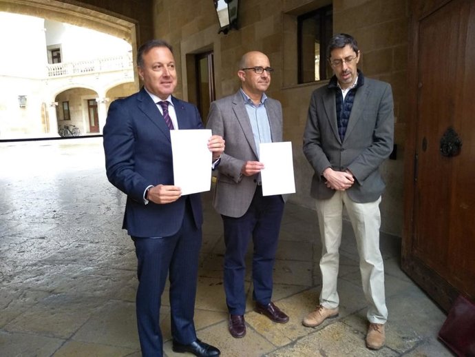 28A.- Cs Registra Las Listas Al Congreso Y Al Senado Para Las Generales Como Una