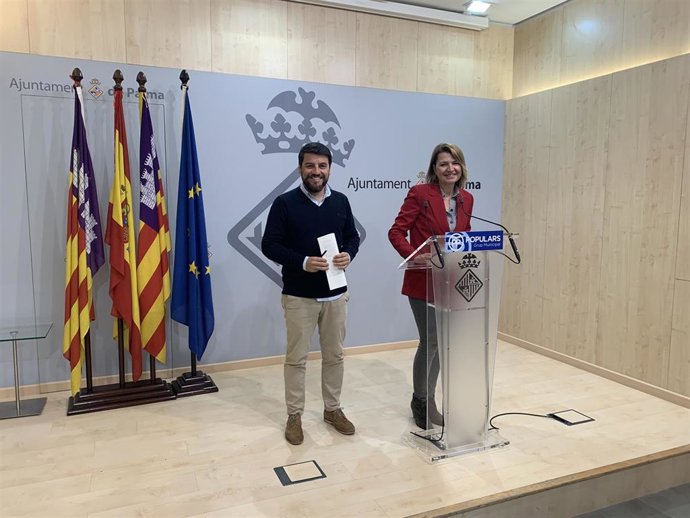 Durán critica que la "gestión ideológica" de las terrazas ponga en riesgo su via