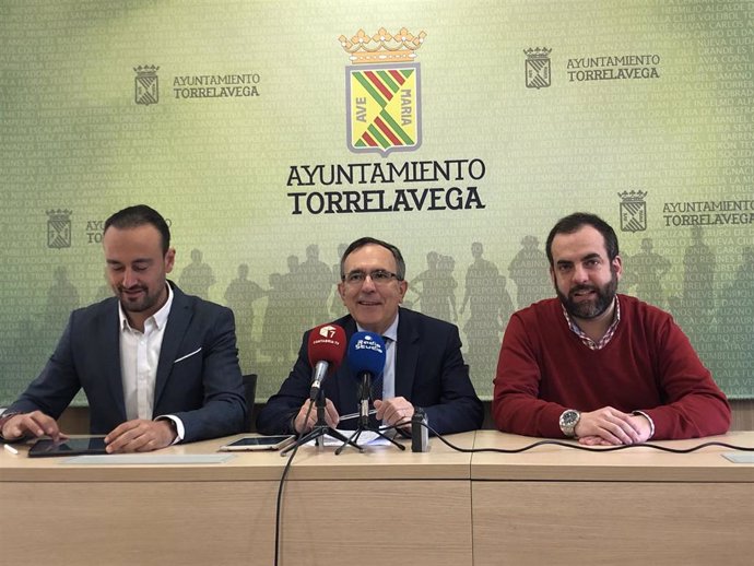 Torrelavega.- PSOE-PRC dice que ayer fue un "día histórico" por aprobar la revis