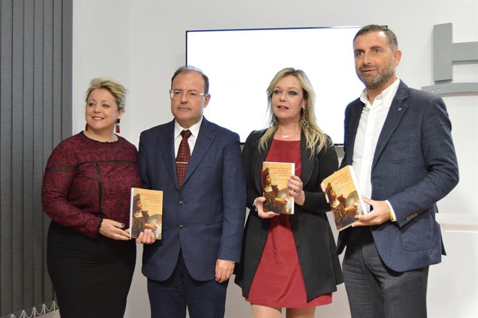 Huelva.- Un libro profundiza en las claves y circunstancias de la gestación del 