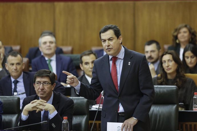 Sesión de control en la segunda jornada del Pleno del Parlamento andaluz