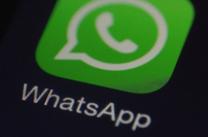 WhatsApp trabaja en una función que permite buscar imágenes del chat en Google