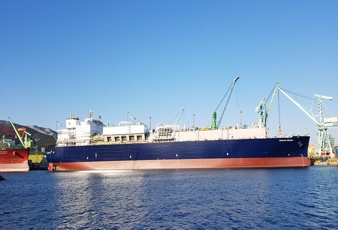 Economía.- Endesa fletará su segundo metanero en 2021, con capacidad para transp