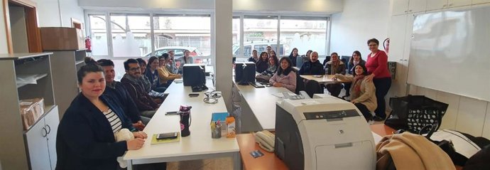 Una vintena de persones aturades participen en la segona Llanadora d'empl