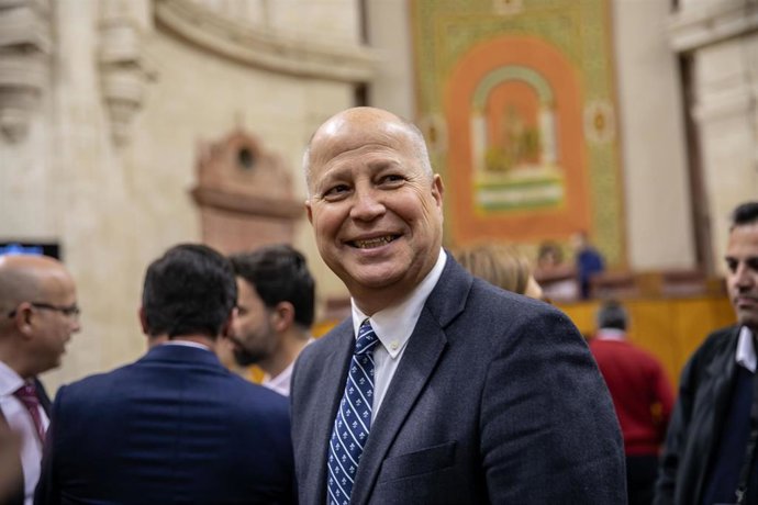 Huelva.- Imbroda valora que la justicia "vigile" casos como el IES El Andévalo d