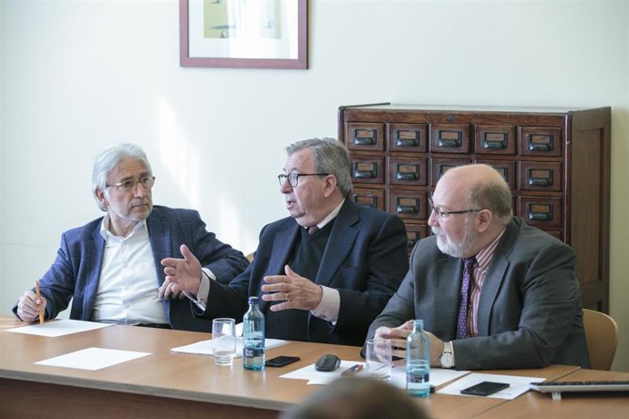 Fomento del Trabajo sugiere crear zonas económicas especiales con fiscalidad red