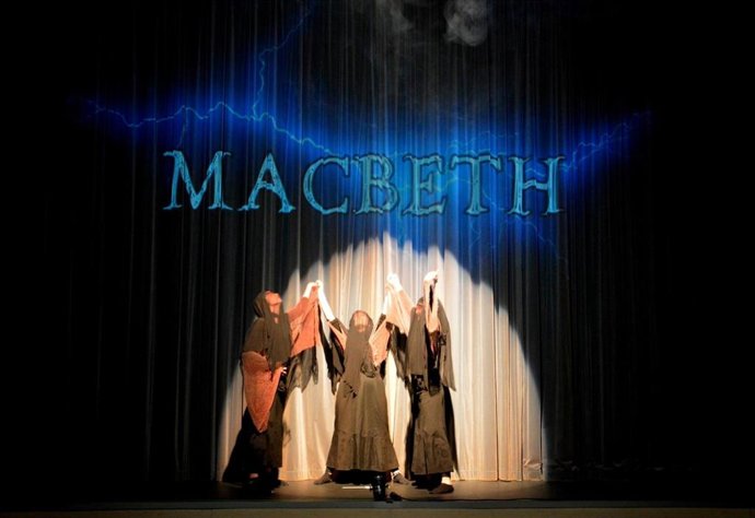 'Macbeth' Inaugura La Muestra De Teatro Escolar En El Xesc Forteza