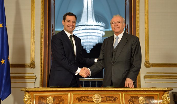 Moreno y Fainé firman un acuerdo por el que 'La Caixa' aumentará en 60 millones 