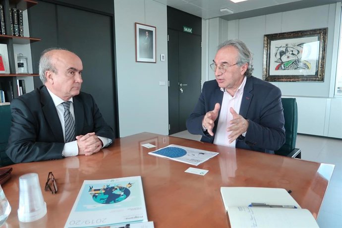 March es reuneix amb el nou Secretari General de l'OEI per parlar del Pla de