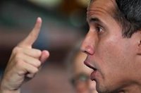 Guaidó acusa a Maduro de detener a sus colaboradores porque no se atreve a arrestarlo