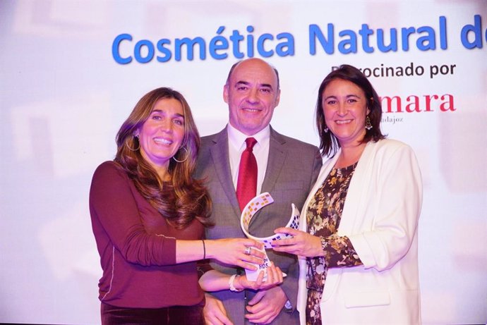 COMUNICADO: Lycolé recibe el premio 'Abriendo mercados' del Grupo Ros