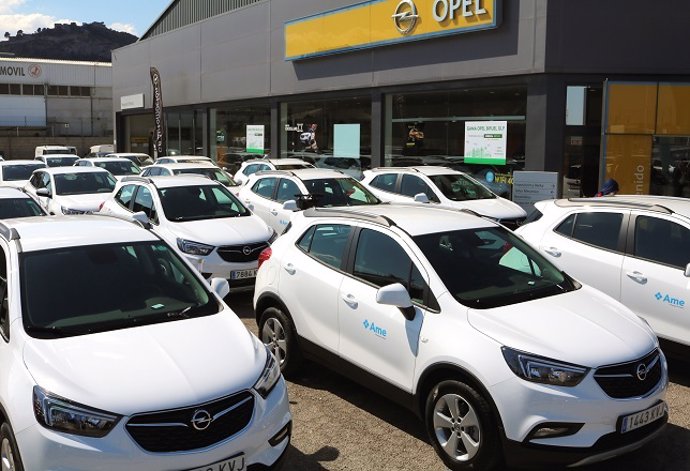 Economía/Motor.- AME renueva su flota de vehículos con 55 modelos Opel de GLP