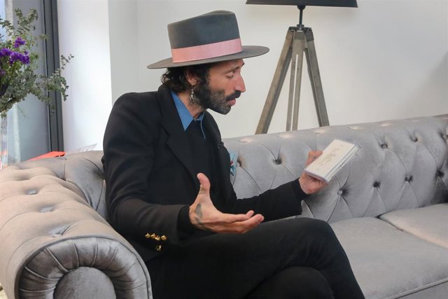 El músico Leiva presenta su disco ‘Nuclear’