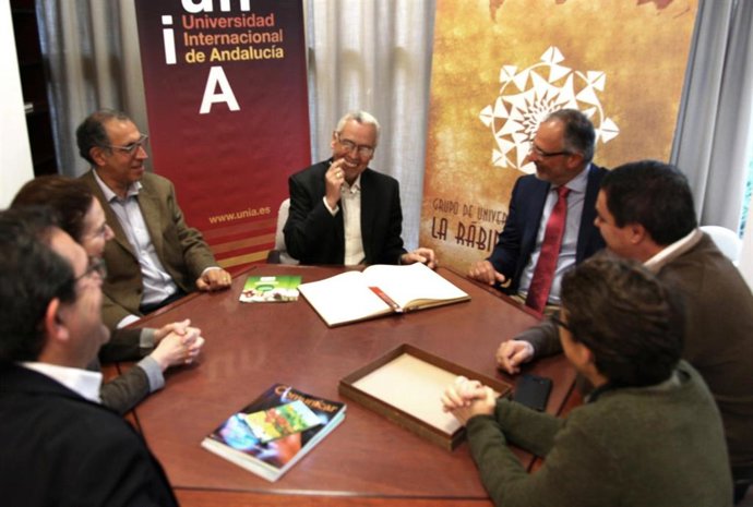[Grupohuelva] Visita Rector De Loja