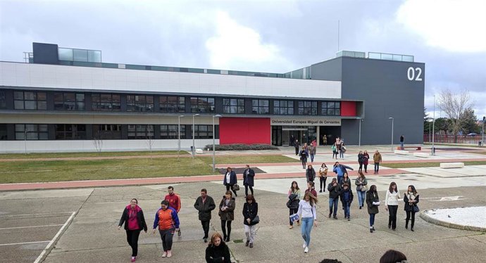La Jornada de Puertas Abiertas de la UEMC reúne mañana a más de 500 personas