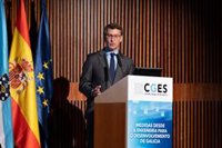 Feijóo cree que el estatuto electrointensivo hace "inviable" la venta de la planta de Alcoa en A Coruña