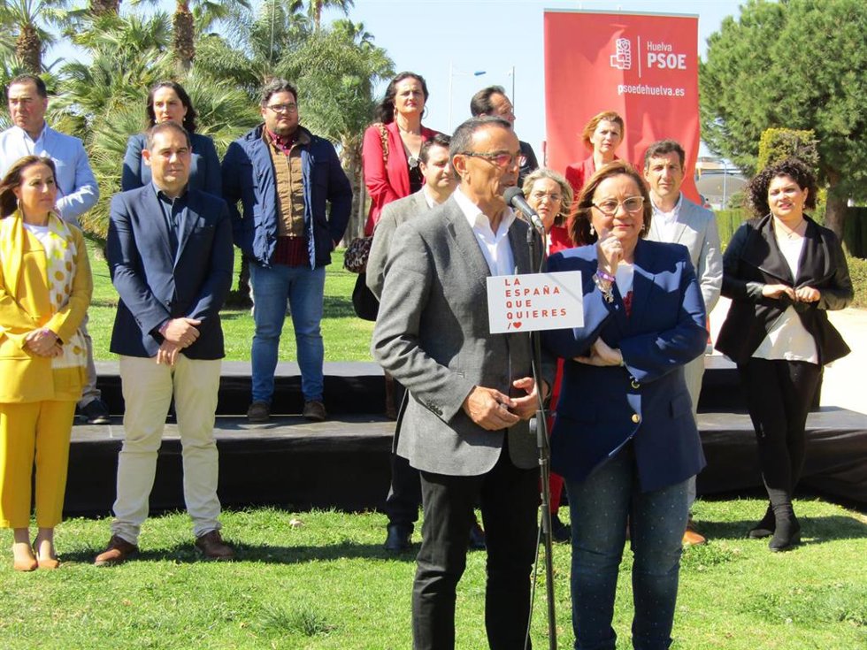 Huelva.-28A.- PSOE presenta candidatura al 28A y destaca la "reconocida trayecto