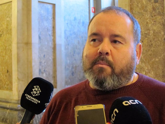 ECP pregunta a ERC si acusar Aragons de "covarda" per retirar el lla com a h