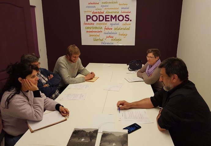 Jover, Jurado i Malagrava es reuneixen amb l'Associació Tramuntana XXI que els p
