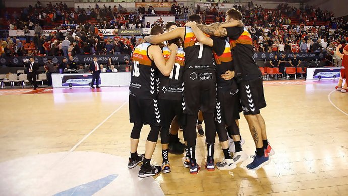 Baloncesto/Liga Endesa.- (Crónica) San Pablo Burgos se arrima al 'playoff' y Del