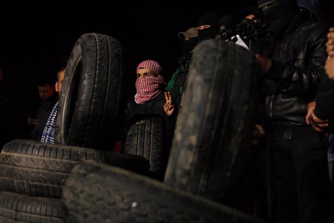 Night protests in Gaza