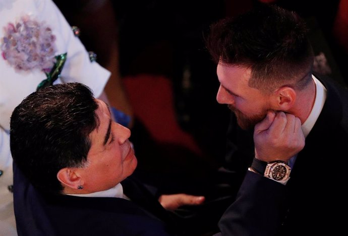 Diego Armando Maradona Leo Messi The Best FIFA Football Awards
