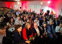 Miquel Iceta (PSC) dice que no ve "la gracia" al movimiento de lazos y pancartas en la Generalitat