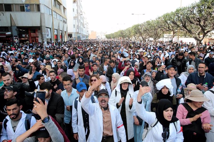 Marruecos.- El profesorado marroquí exige el fin de la precariedad en una gran m