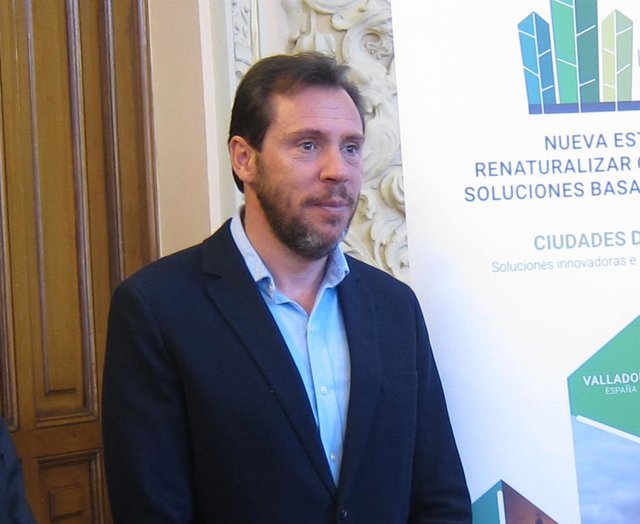 Puente no "comprende" la polémica por decir el caché de Rosalía, que no critica,