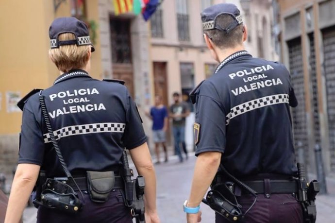 Detingut un jove de 18 anys a Valncia per agredir la seua parella perqu no vol