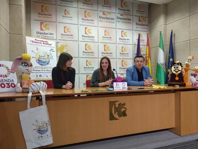 CórdobaÚnica.- 'Urban Knitting Iznájar' recreará con ganchillo algunos de los cu