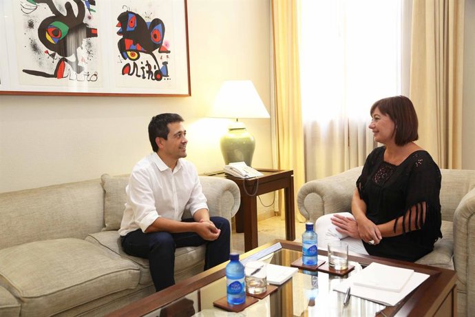 Armengol, satisfeta amb el compliment dels acords de governabilitat i les