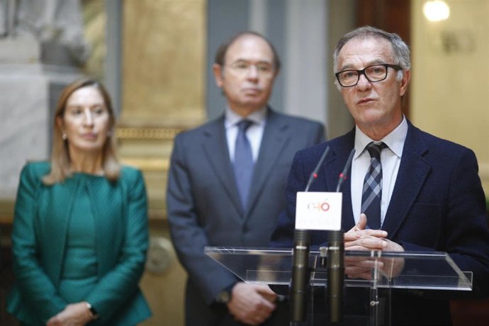 Inauguración de la exposición "El Poder del arte" en el Senado 