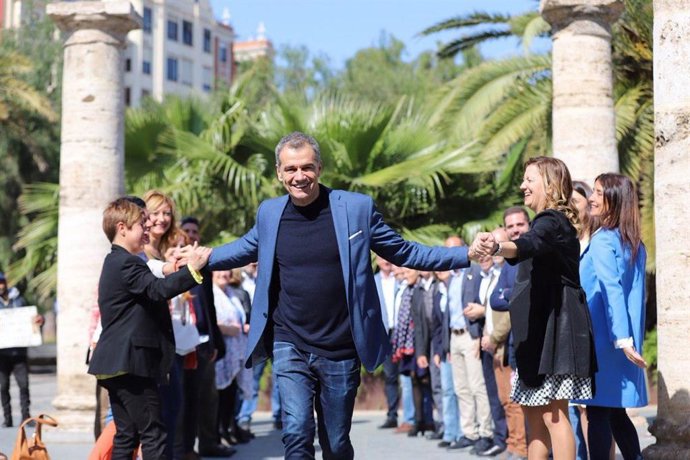 28A.-Cantó:"Cs Presenta Una Lista Cien Por Cien Libre De Políticos Profesionales