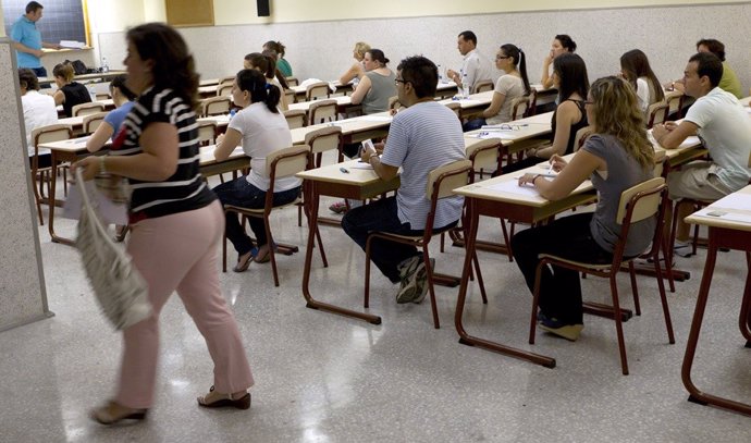 Educación.- Junta convoca 69 bolsas extraordinarias de empleo para Secundaria, F