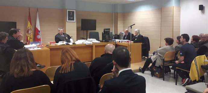 El juez devuelve la causa de Puerto Gallego a Santoña para localizar o  reconstr