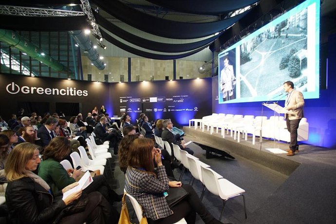 Economía.- Andalucía Open Future presenta las soluciones inteligentes de sus 'st