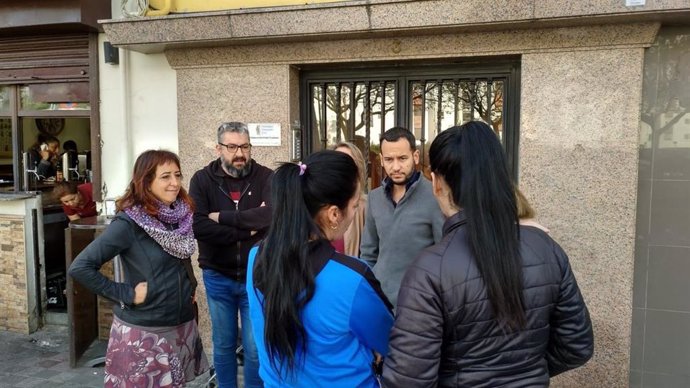 Sevilla.- Suspendido el desalojo de una familia desfavorecida que ocupaba un pis