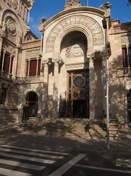 Fachada del Palau de Justícia, sede del TSJC y de la Audiencia de Barcelona