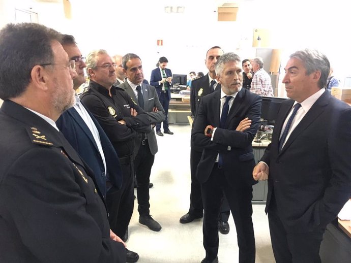Cádiz.-Marlaska felicita a los cuerpos de seguridad por el dispositivo de 1.500 