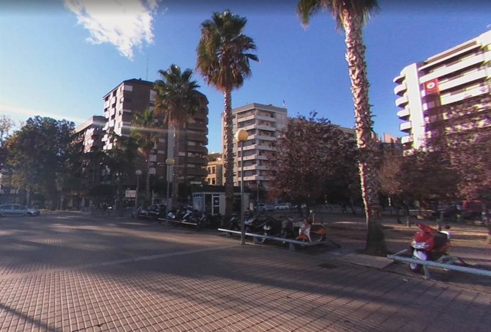 Valencia.- Sucesos.- Atropellan a una anciana con un patinete eléctrico en Gandi