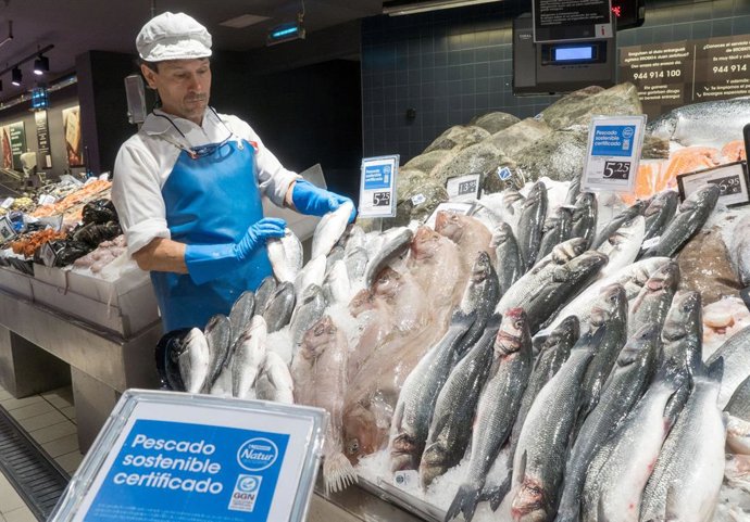 El FEMP subvenciona planes de producción y comercialización de productos de la p