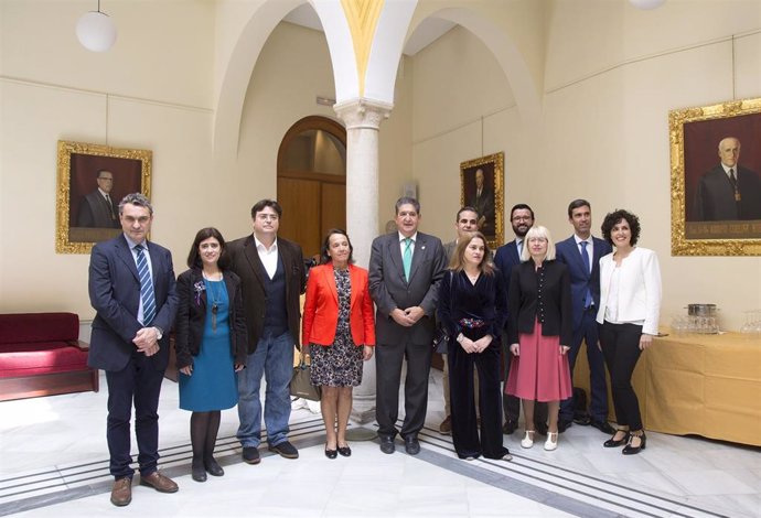 Sevilla.- El Colegio de Abogados entrega reconocimientos a diez periodistas de t